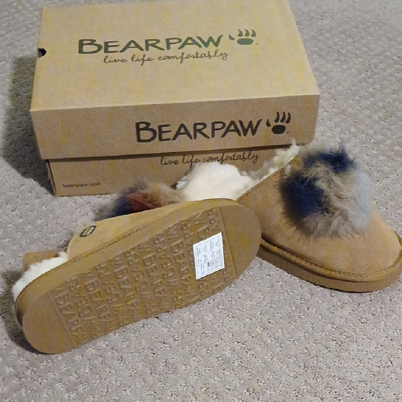 NWOT - BearPaw Alexia Tan Slippers Size 8M - Picture 4 of 8